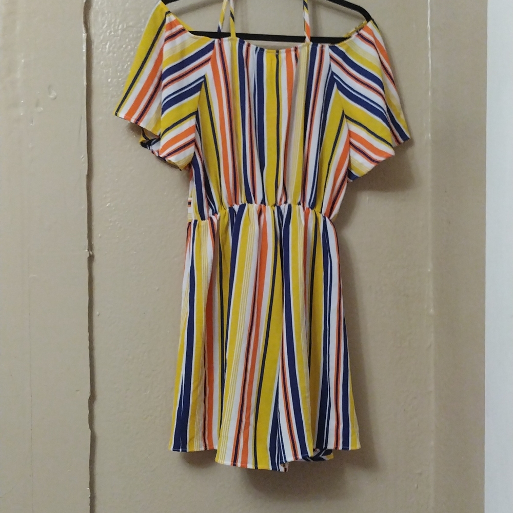 Striped Romper - Picture 4 of 4
